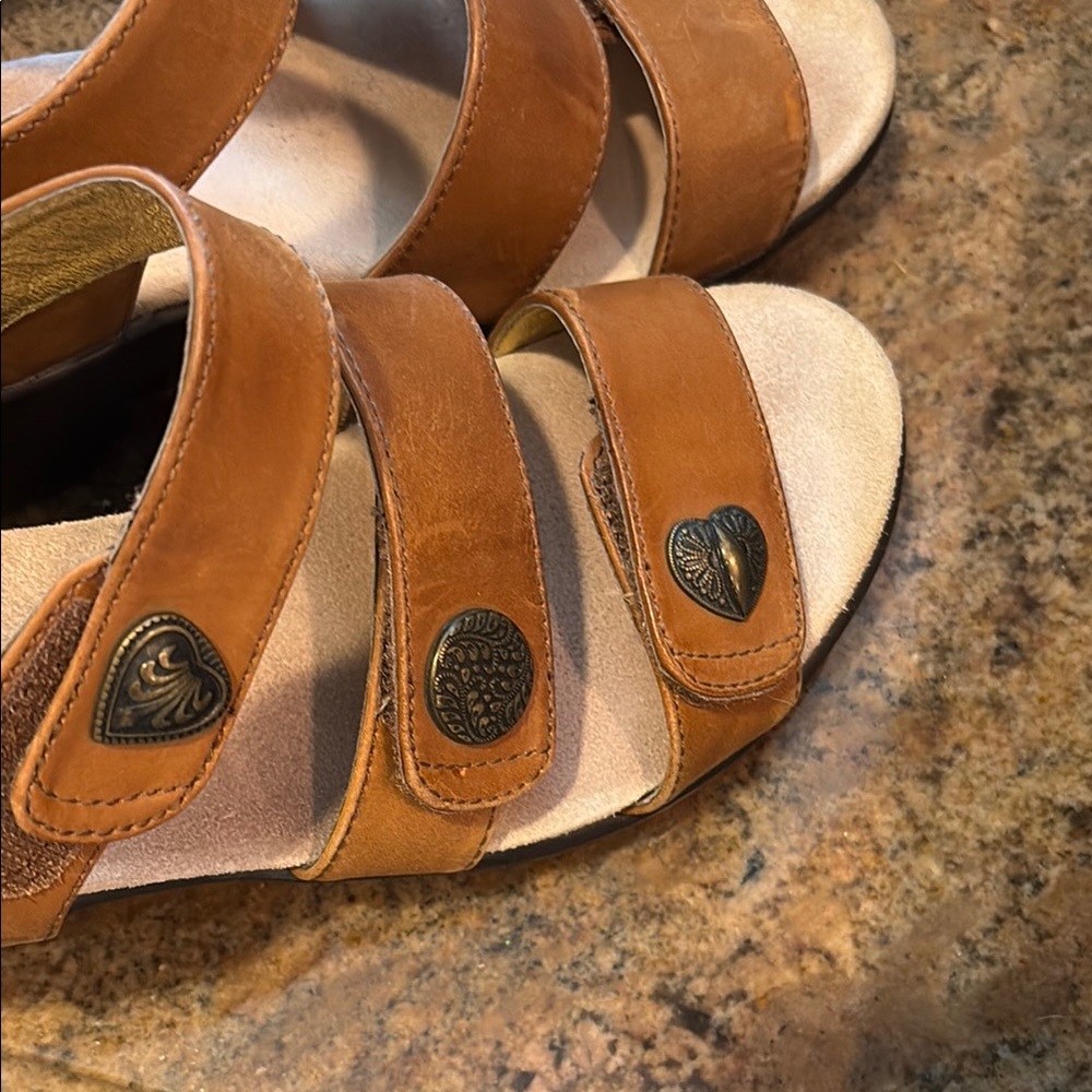 Alegria Women's Tan Sandals - Picture 7 of 7